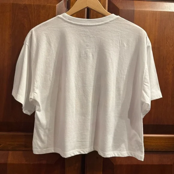 NWT Hello Kitty by Sanrio White Crop T-Shirt Junior's Size Medium - Picture 3 of 7